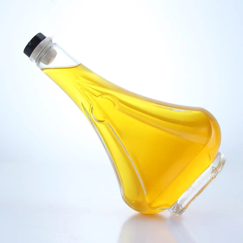 340-High quality 250ml tapered glass bottle with textures