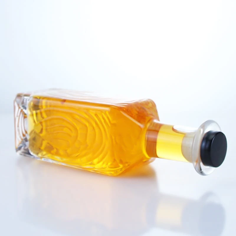 new design engraving whiskey gin bottle 100ml 