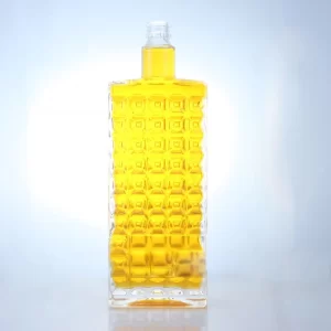 189-50cl square vodka glass bottles with textures