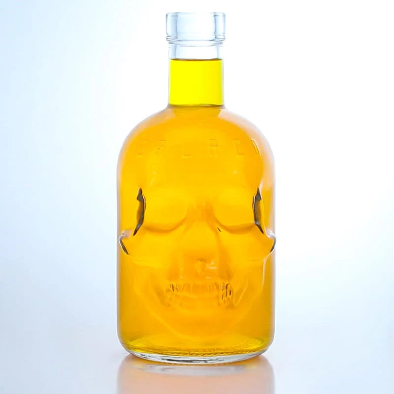 419-skull face 700ml super flint cork finished glass bottle